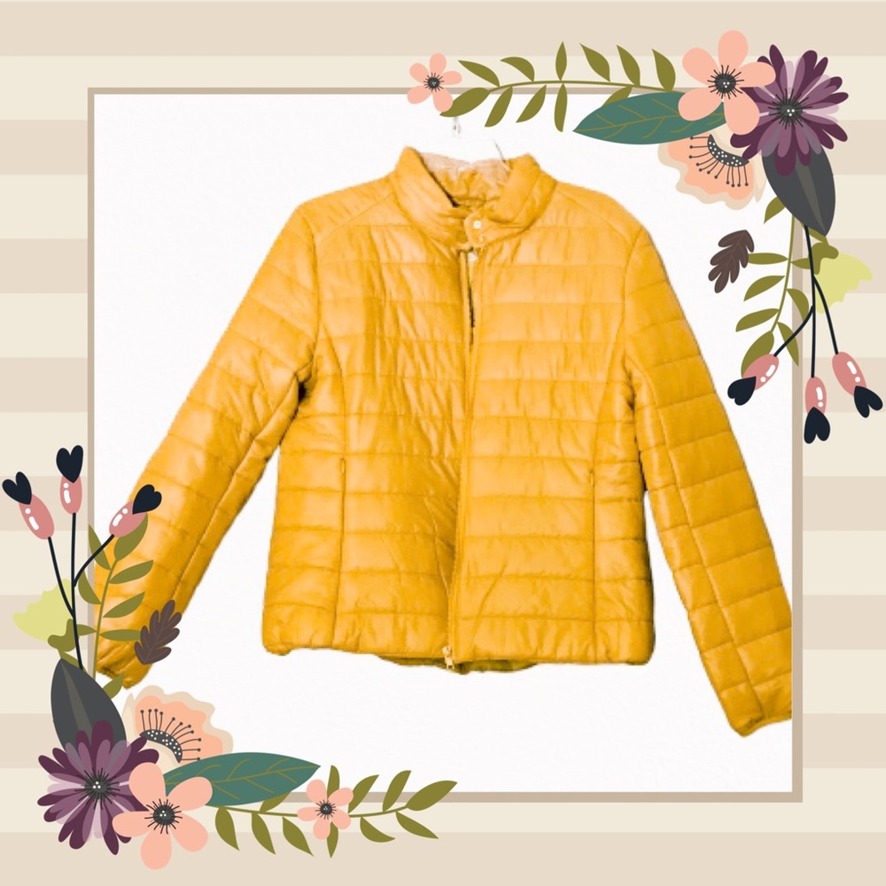 Yellow women’s puff jacket NWT